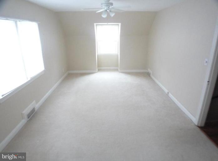 37 Tanglewood Road Catonsville, MD 21228 - Photo 17 of 26 Master Bedroom