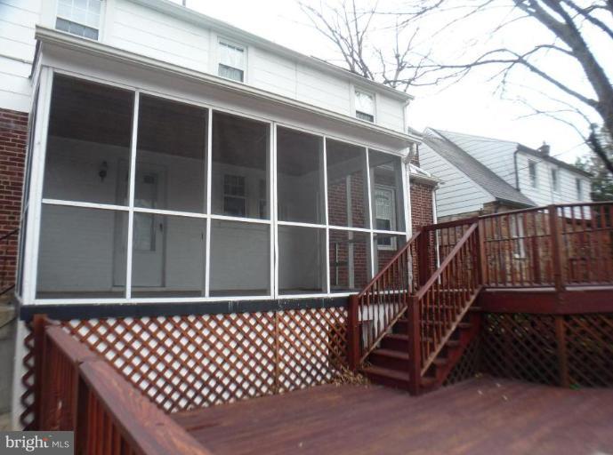 37 Tanglewood Road Catonsville, MD 21228 - Photo 10 of 26 Deck