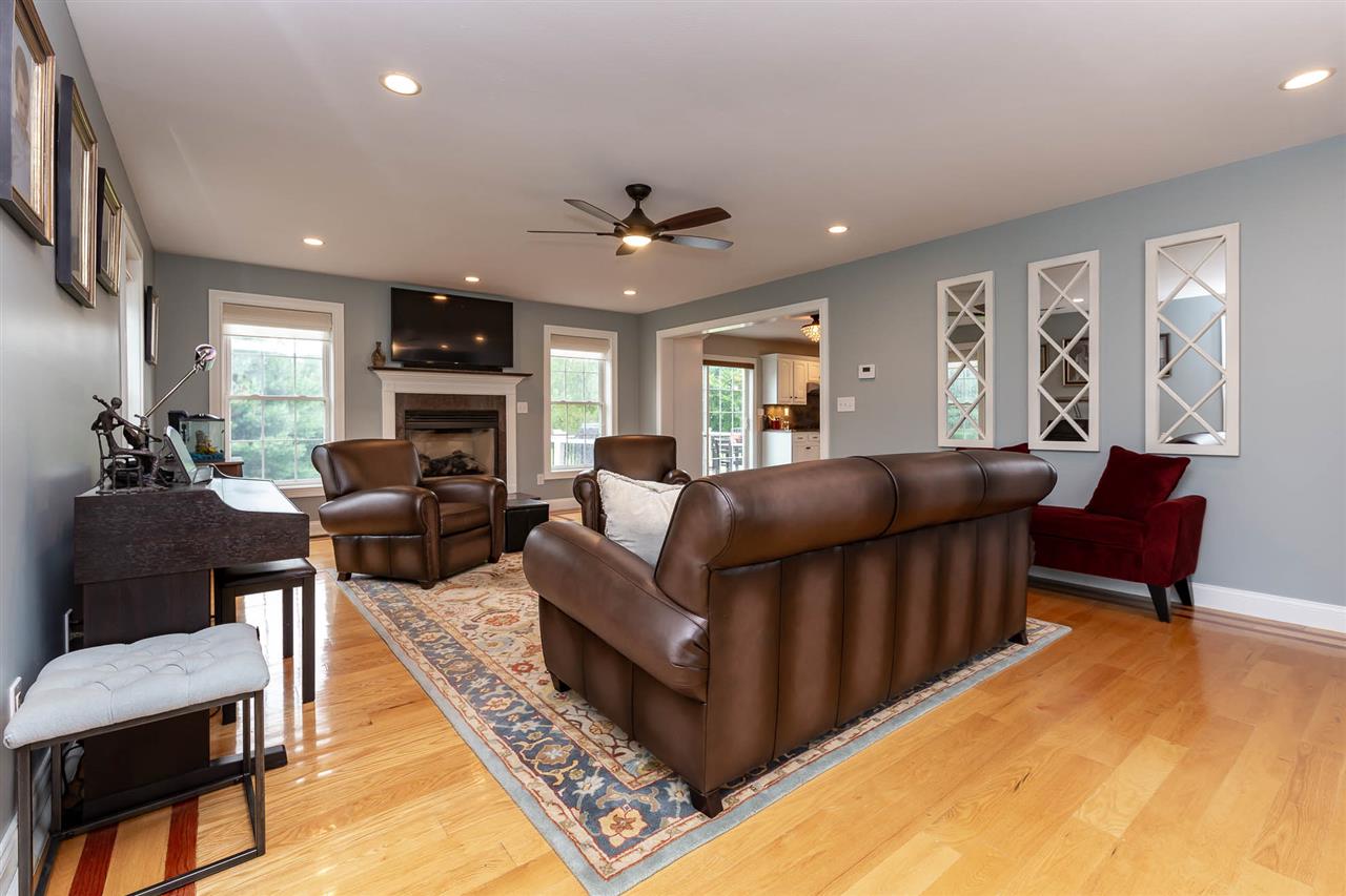 42 Kelly Road Salem, NH 03079 - Photo 16 of 31