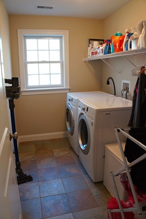 309 Rebecca Road Northbridge, MA 01588 - Photo 20 of 28 Gallery Image 20