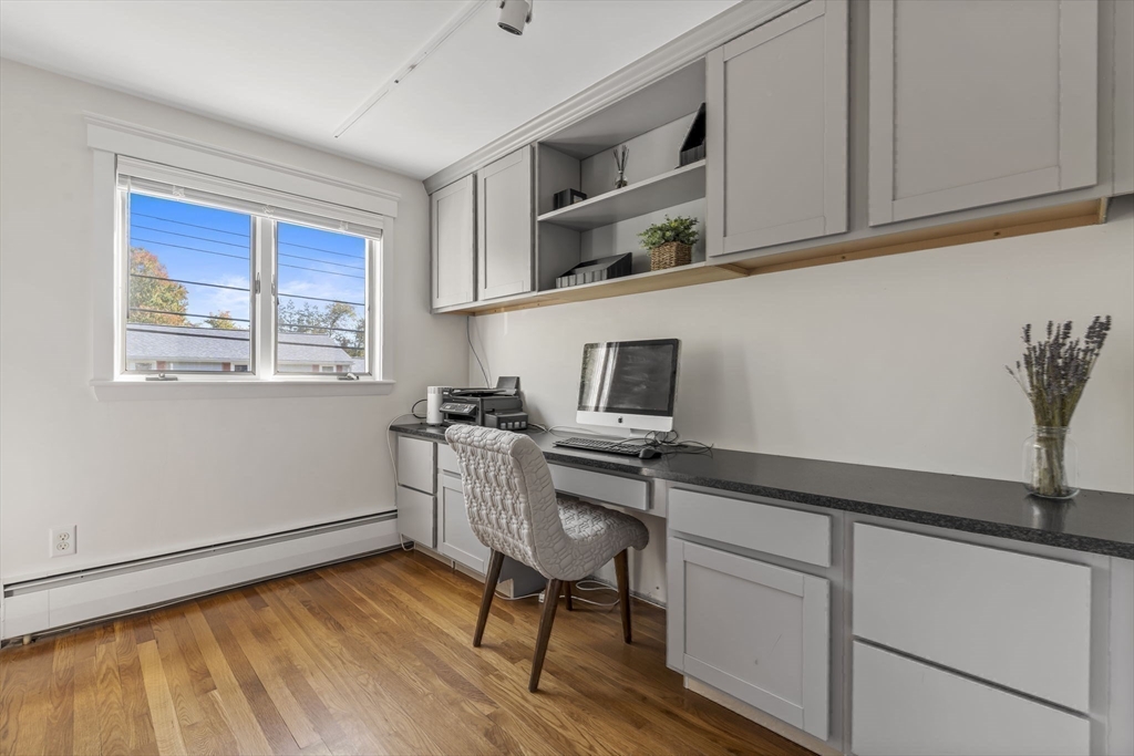 11 Crowley Road Burlington, MA 01803 - Photo 13 of 42 Gallery Image 13