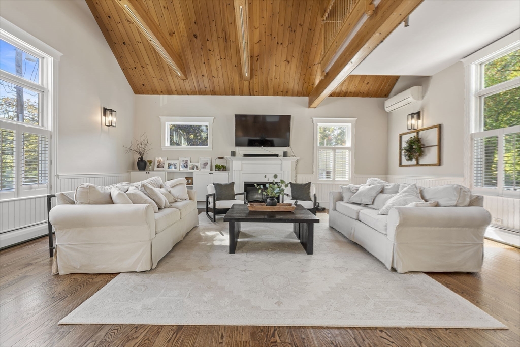 11 Crowley Road Burlington, MA 01803 - Photo 3 of 42 Gallery Image 3