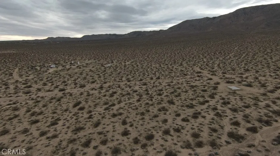 1234 1 Hole Spring Road Lucerne Valley, CA 92356 - Photo 3 of 9