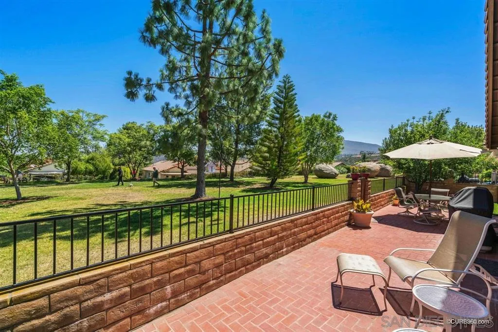 2332 Columbine Road Alpine, CA 91901 - Photo 18 of 25 a patio with table and chairs