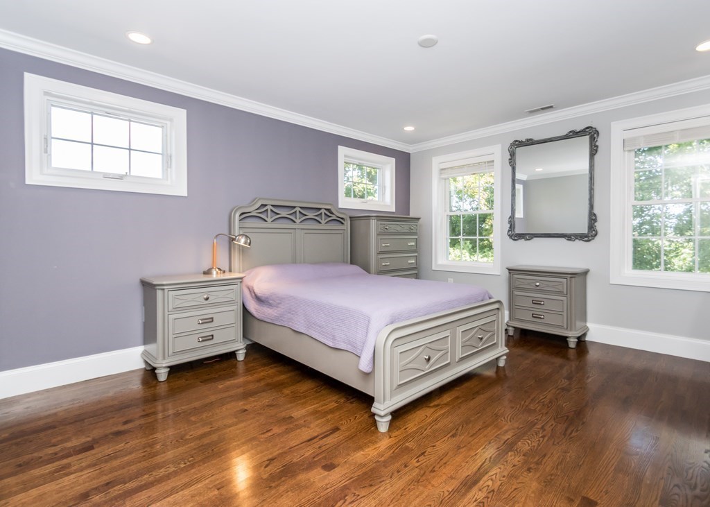 12 Cedar Street, Unit 1 Waltham, MA 02453 - Photo 16 of 33