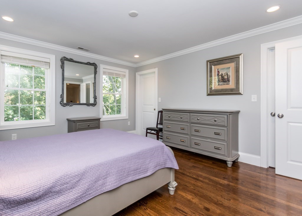 12 Cedar Street, Unit 1 Waltham, MA 02453 - Photo 17 of 33