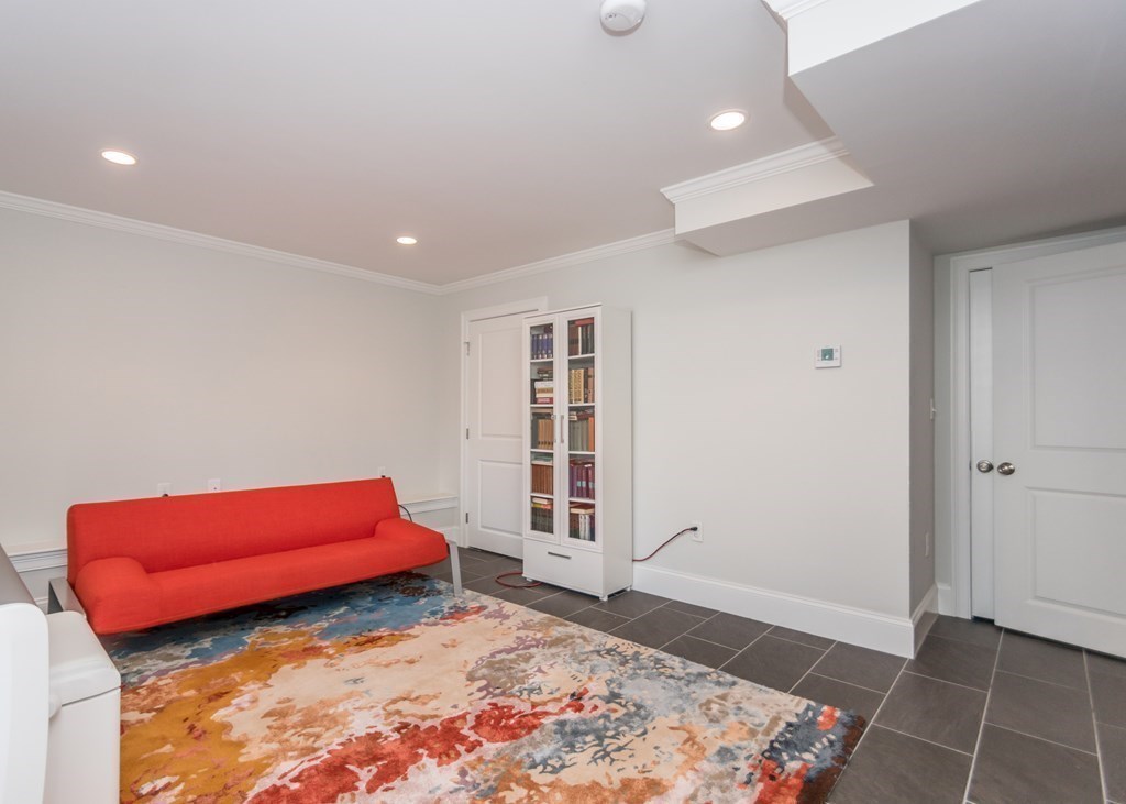 12 Cedar Street, Unit 1 Waltham, MA 02453 - Photo 23 of 33