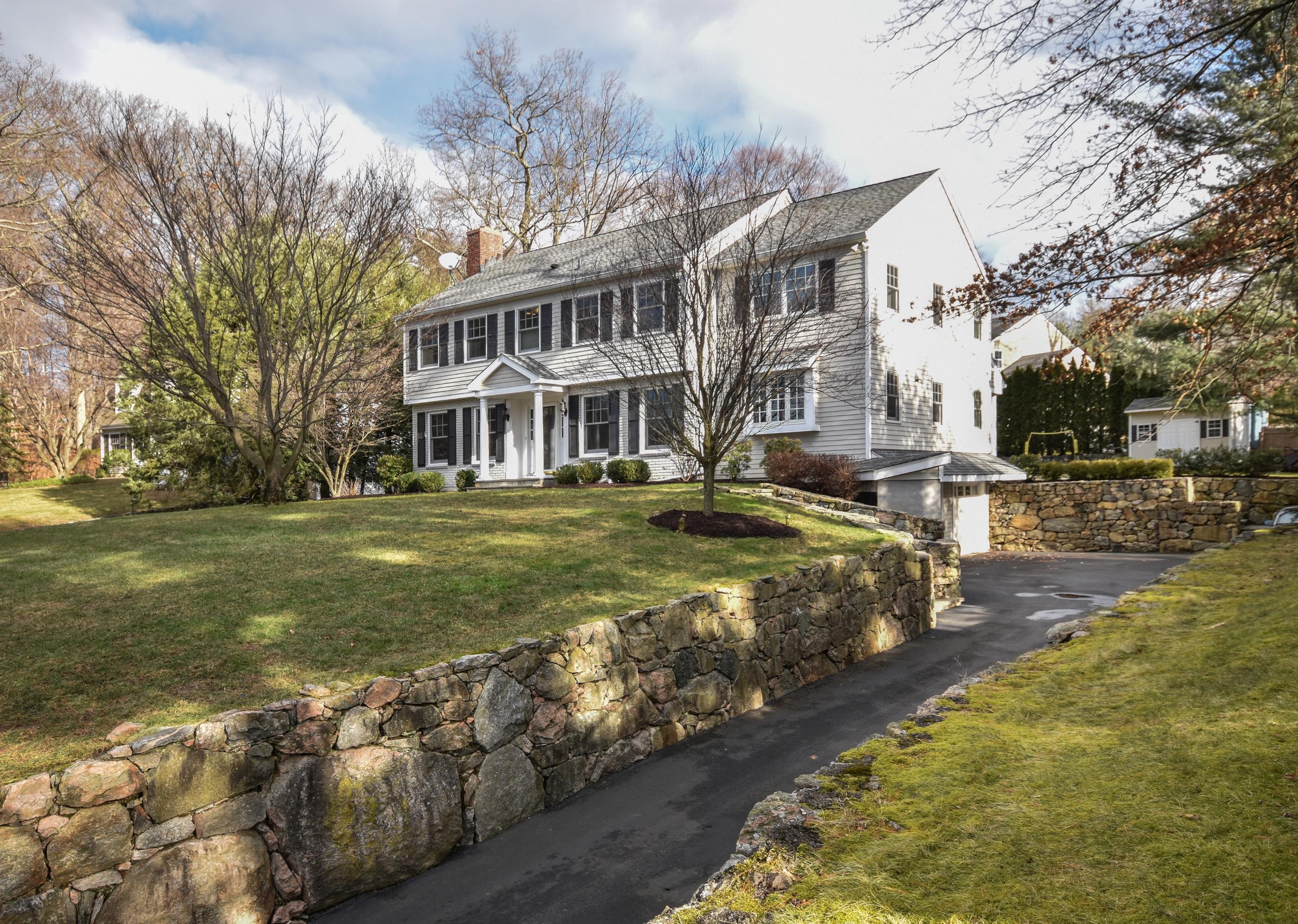 10 Barringer Road Darien, CT 06820 - Photo 27 of 27 a view of a building with a yard