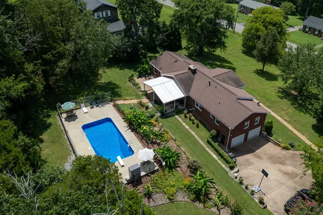 $889,500 | 237 Craigmeade Drive, Nashville, TN 37214