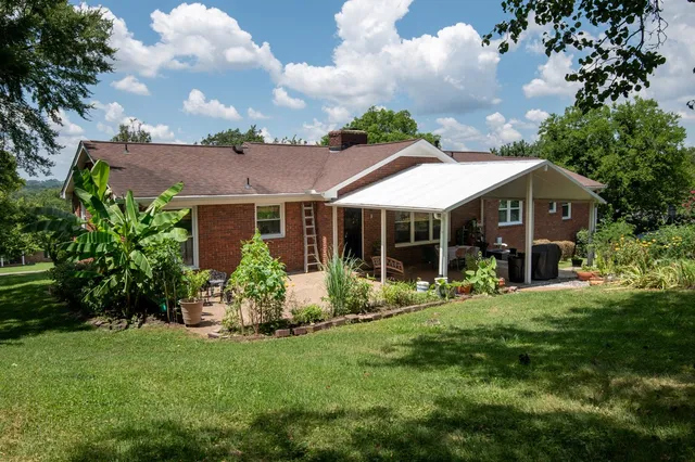 $889,500 | 237 Craigmeade Drive, Nashville, TN 37214