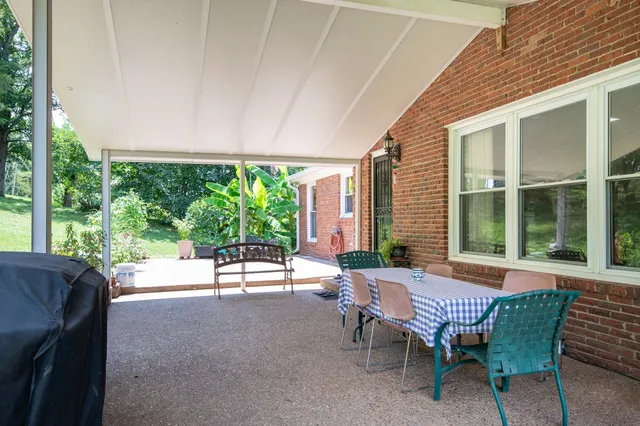 $889,500 | 237 Craigmeade Drive, Nashville, TN 37214