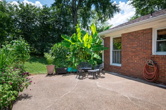 $889,500 | 237 Craigmeade Drive, Nashville, TN 37214