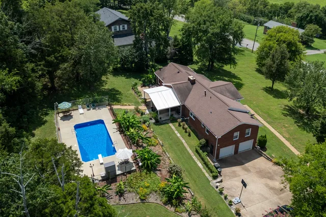 $889,500 | 237 Craigmeade Drive, Nashville, TN 37214