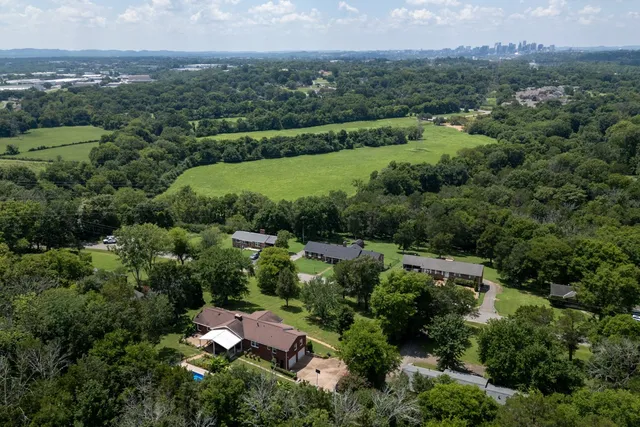 $889,500 | 237 Craigmeade Drive, Nashville, TN 37214