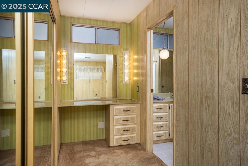 2110 Dalis Drive Concord, CA 94520 - Photo 18 of 30 a view of walk in closet with window