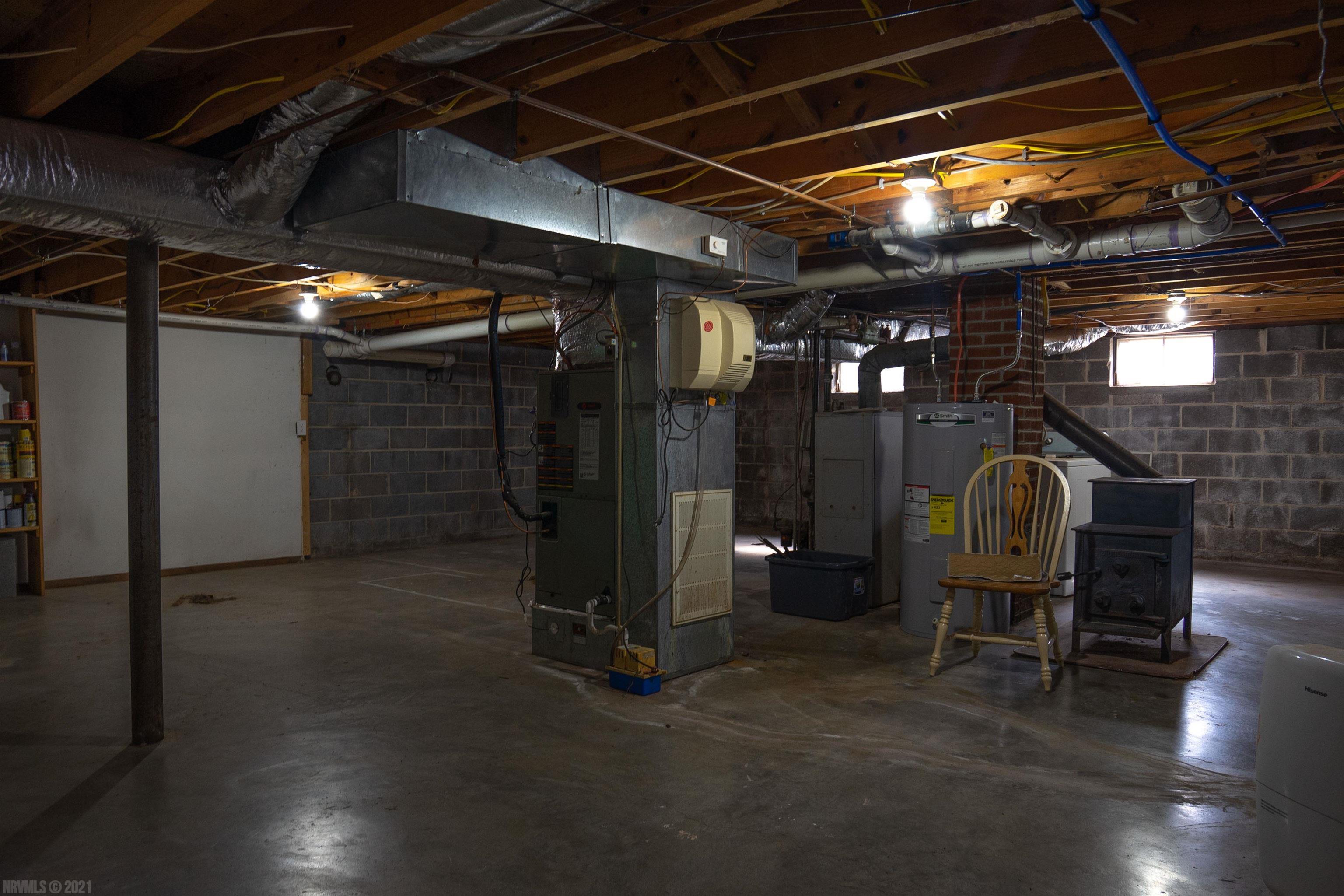 150 Doe Creek Road Pembroke, VA 24136 - Photo 10 of 16 Gallery Image 10