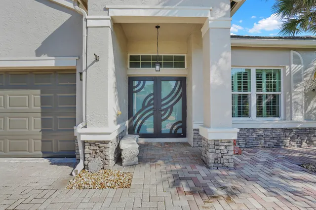 $550,000 | 10105 Clubhouse Turn Road, Lake Worth, FL 33449
