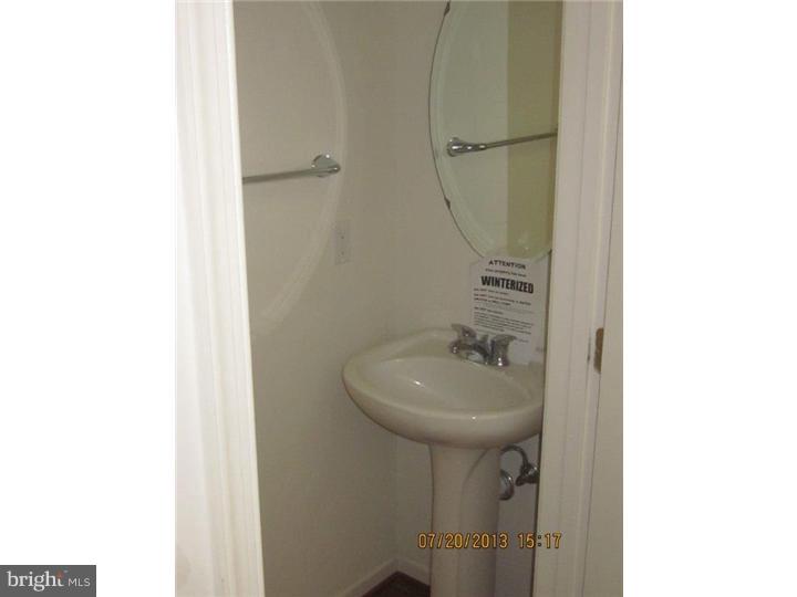 35 Falcon Lane Riverside, NJ 08075 - Photo 4 of 18 Gallery Image 4