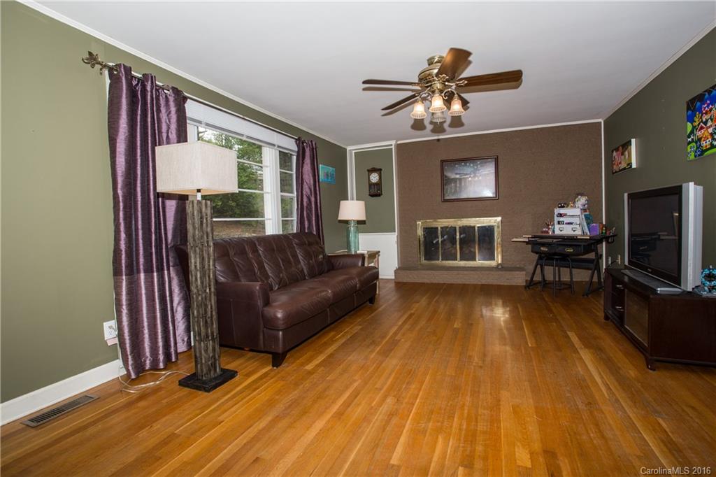 9 West Raleigh Road, Unit B Asheville, NC 28803 - Photo 12 of 24 Gallery Image 12