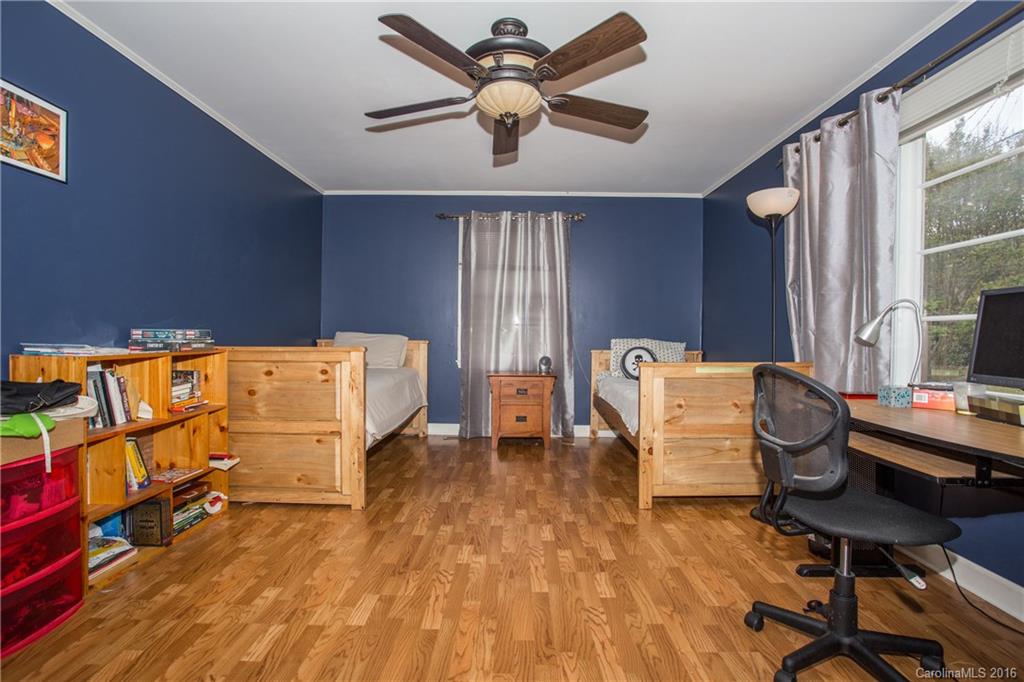9 West Raleigh Road, Unit B Asheville, NC 28803 - Photo 15 of 24 Gallery Image 15