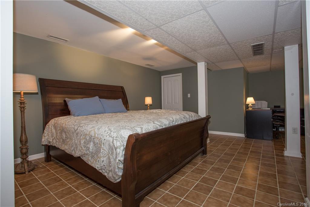 9 West Raleigh Road, Unit B Asheville, NC 28803 - Photo 19 of 24 Gallery Image 19