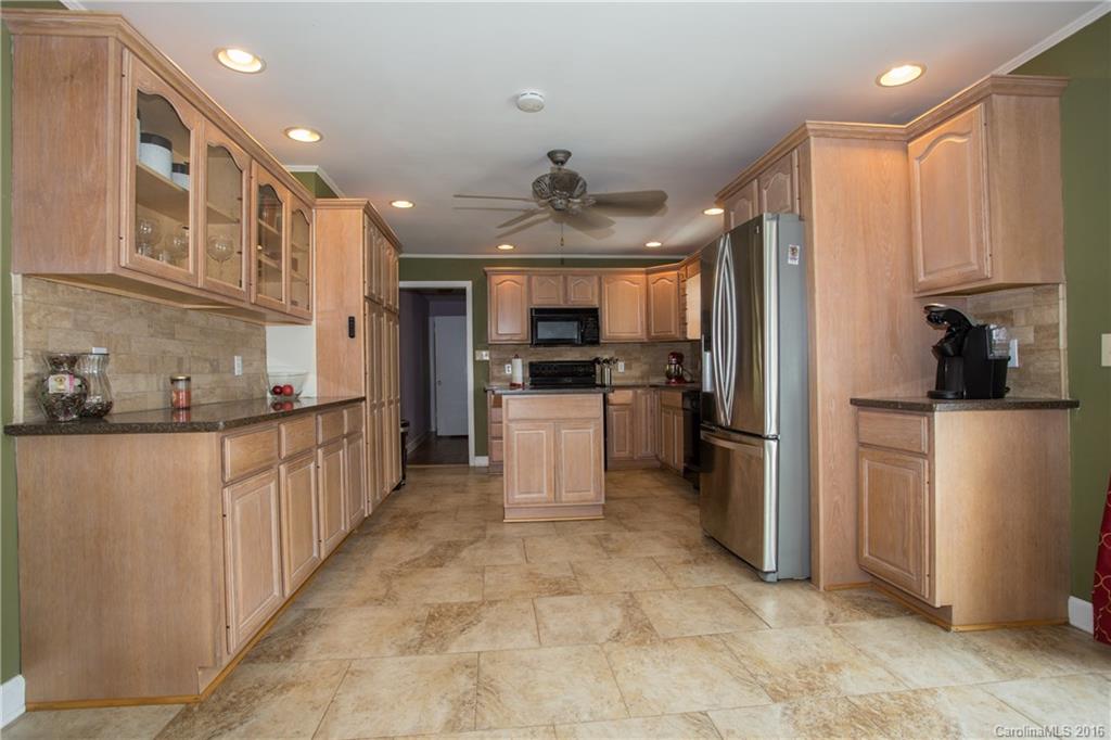9 West Raleigh Road, Unit B Asheville, NC 28803 - Photo 8 of 24 Gallery Image 8