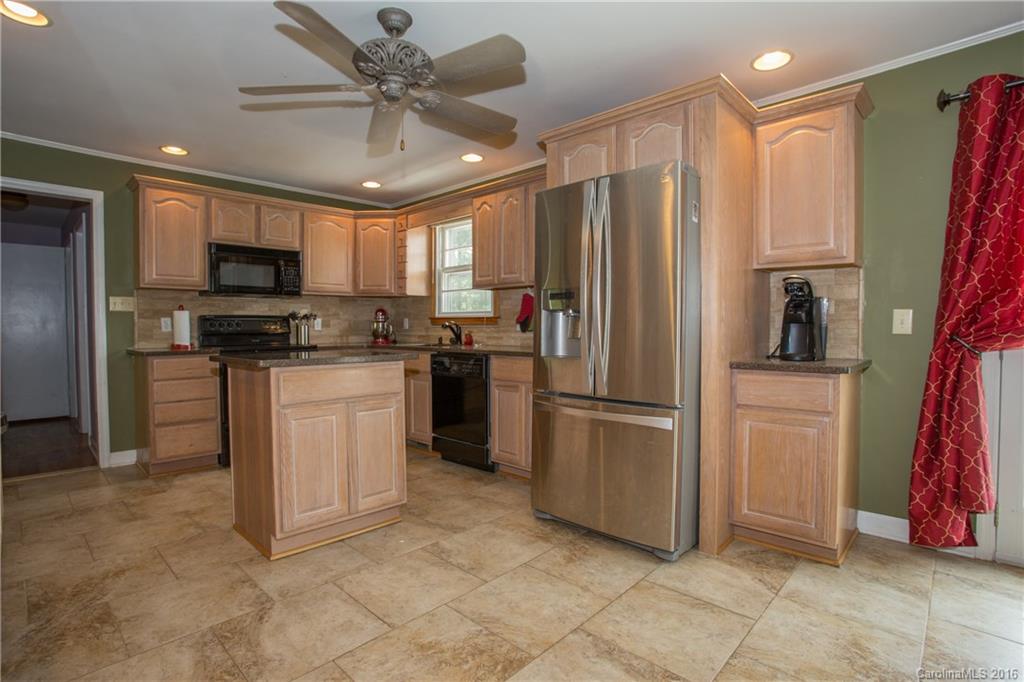 9 West Raleigh Road, Unit B Asheville, NC 28803 - Photo 9 of 24 Gallery Image 9