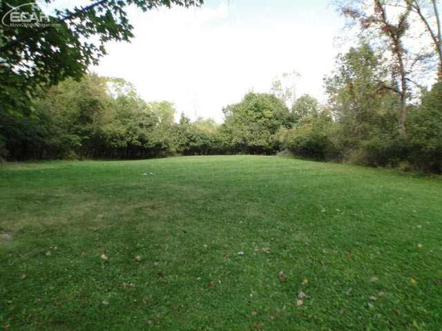 1325 Vandekarr Road Owosso, MI 48867 - Photo 32 of 38 20449851-31.JPG