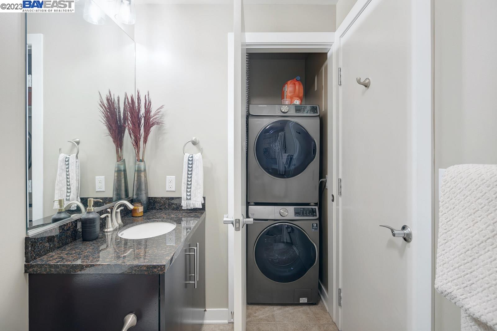 222 Broadway, Unit 1004 Oakland, CA 94607 - Photo 31 of 60