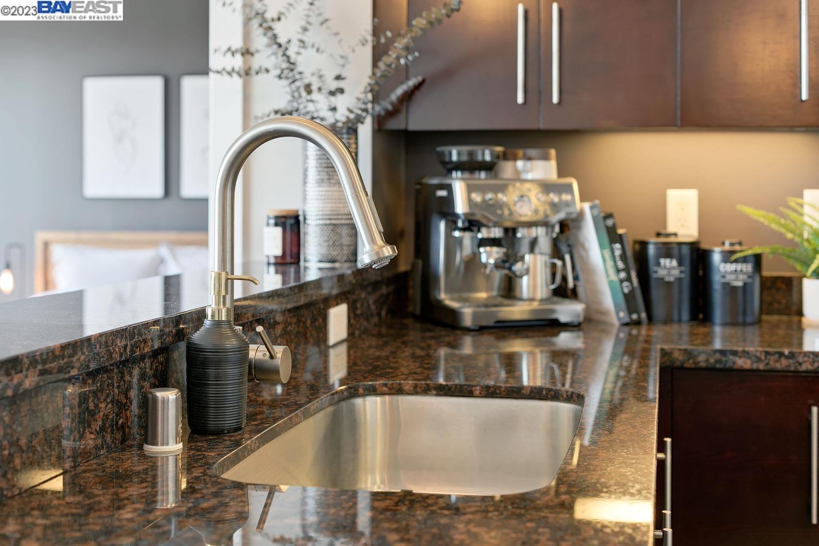 222 Broadway, Unit 1004 Oakland, CA 94607 - Photo 32 of 60