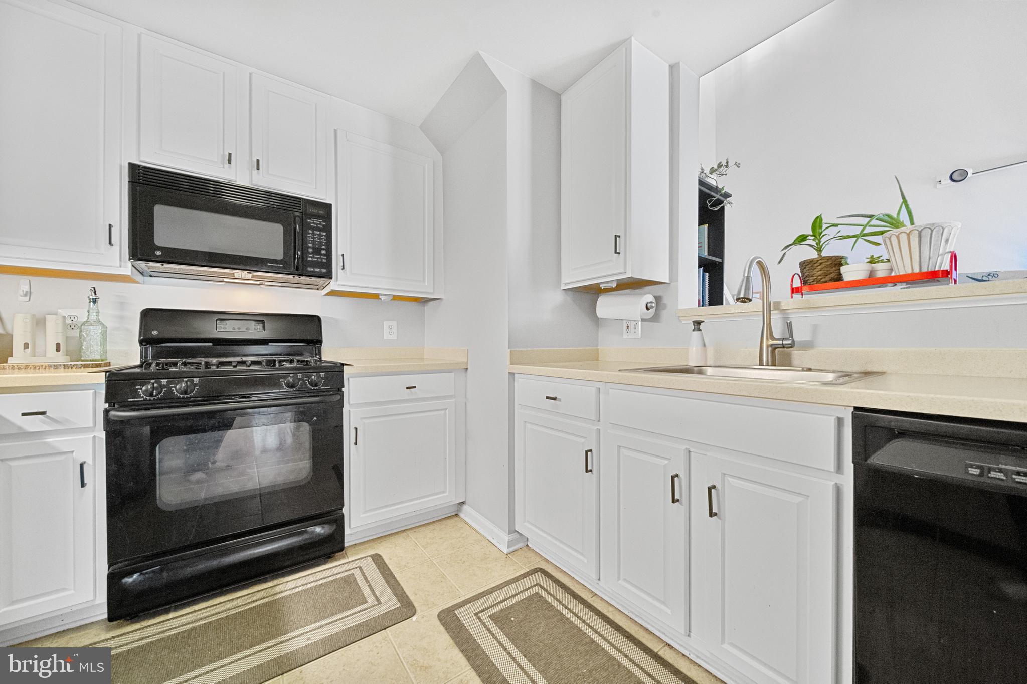 12001 Market Street, Unit 428 Reston, VA 20190 - Photo 16 of 53 Gallery Image 16