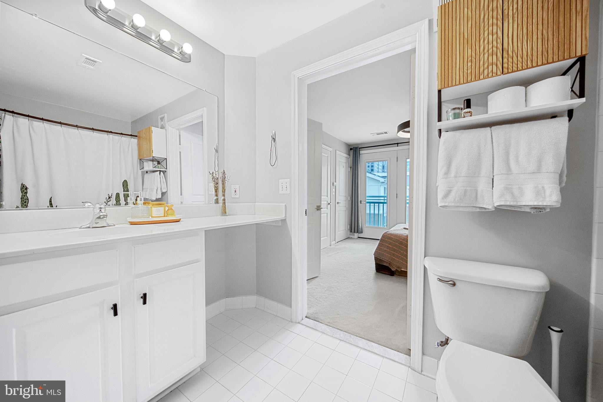 12001 Market Street, Unit 428 Reston, VA 20190 - Photo 4 of 53 Gallery Image 4