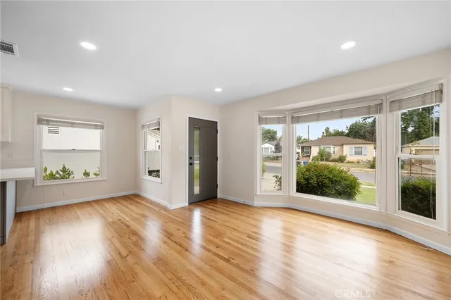 $945,000 | 6413 Jamieson Avenue, Reseda, CA 91335