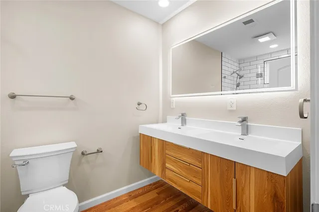 $945,000 | 6413 Jamieson Avenue, Reseda, CA 91335