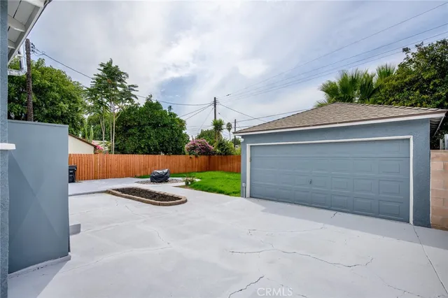 $945,000 | 6413 Jamieson Avenue, Reseda, CA 91335