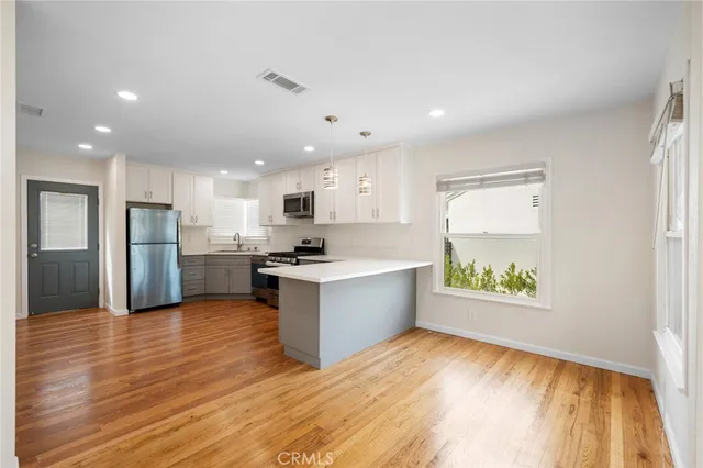 $945,000 | 6413 Jamieson Avenue, Reseda, CA 91335