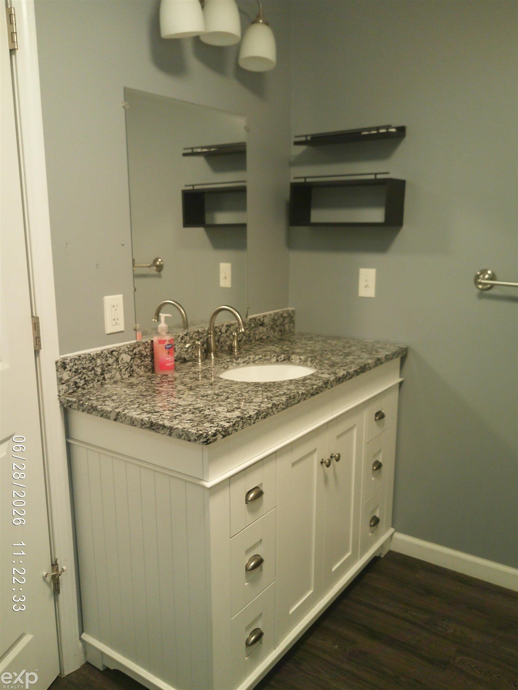 4707 Dixon Road Caro, MI 48723 - Photo 7 of 20 50213120-7ba5e1d3-a9e2-4a08-b9b2-7a1216588668.JPG
