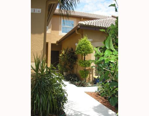 1608 Coronado Road, Unit 1608 Weston, FL 33327 - Photo 2 of 8 Exterior Front