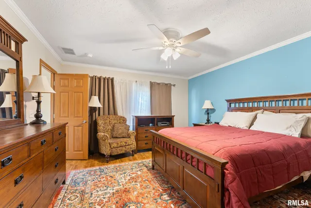 $269,900 | 225 Carroll Street, Colona, IL 61241