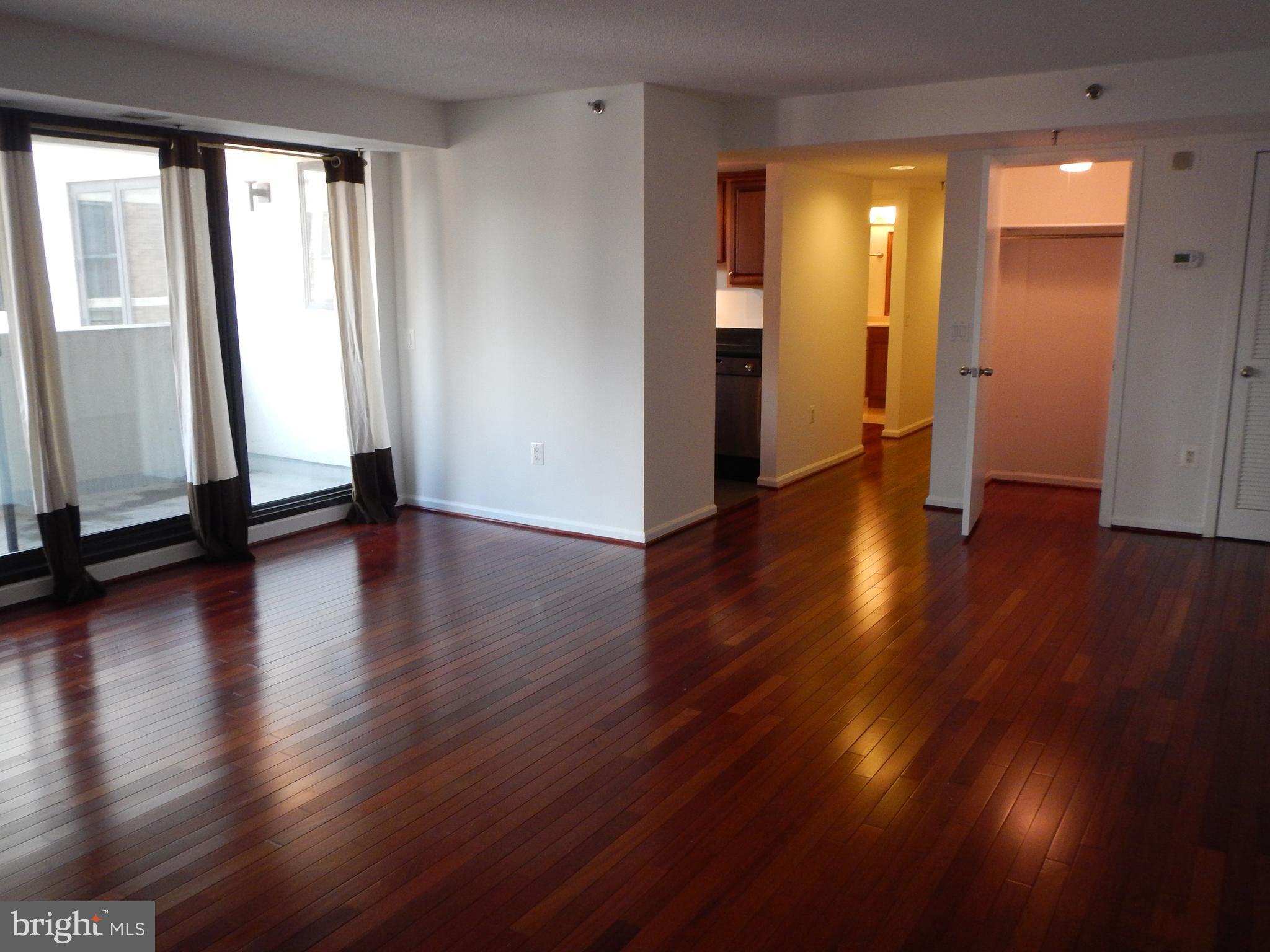 2311 M Street Northwest, Unit 802 Washington, DC 20037 - Photo 8 of 25 Living Room