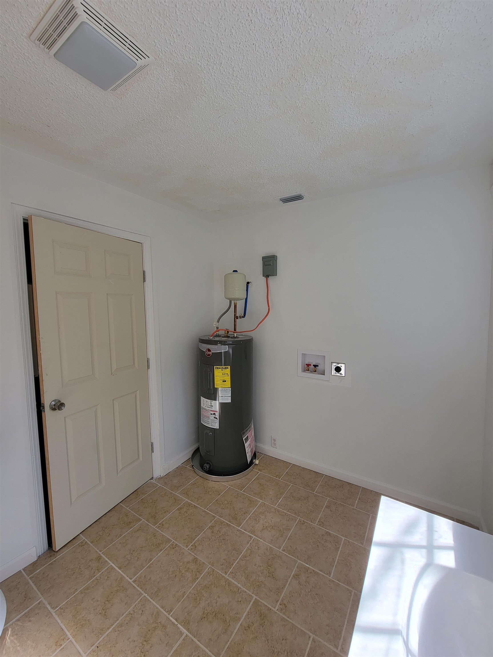 136 North Street Mobile, AL 36610 - Photo 10 of 13