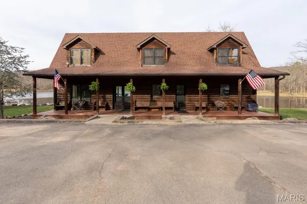 $6,300,000 | 805 Vineyard Lake Road, Bismarck, MO 63624