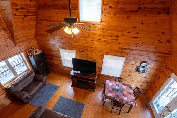 $6,300,000 | 805 Vineyard Lake Road, Bismarck, MO 63624