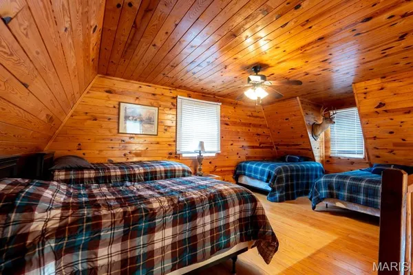 $6,300,000 | 805 Vineyard Lake Road, Bismarck, MO 63624