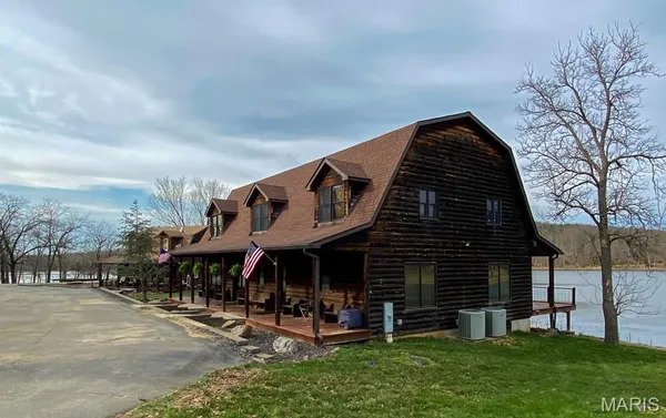 $6,300,000 | 805 Vineyard Lake Road, Bismarck, MO 63624