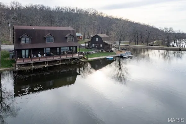 $6,300,000 | 805 Vineyard Lake Road, Bismarck, MO 63624