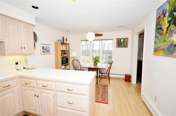 21 South Meadow Ridge, Unit 21 Concord, MA 01742 - Photo 5 of 15 Gallery Image 5
