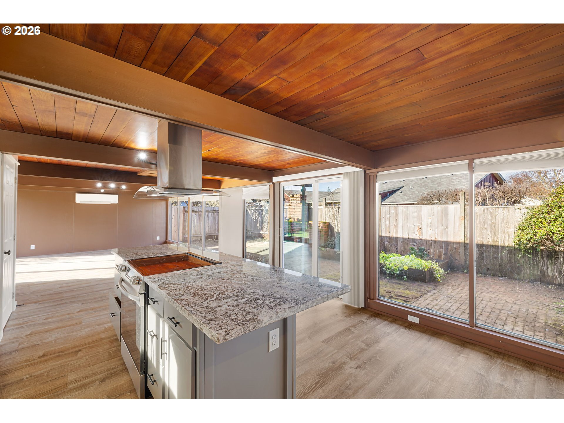 3025 Bailey Lane Eugene, OR 97401 - Photo 4 of 29