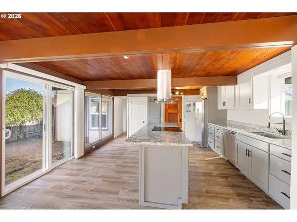 $415,000 | 3025 Bailey Lane, Eugene, OR 97401