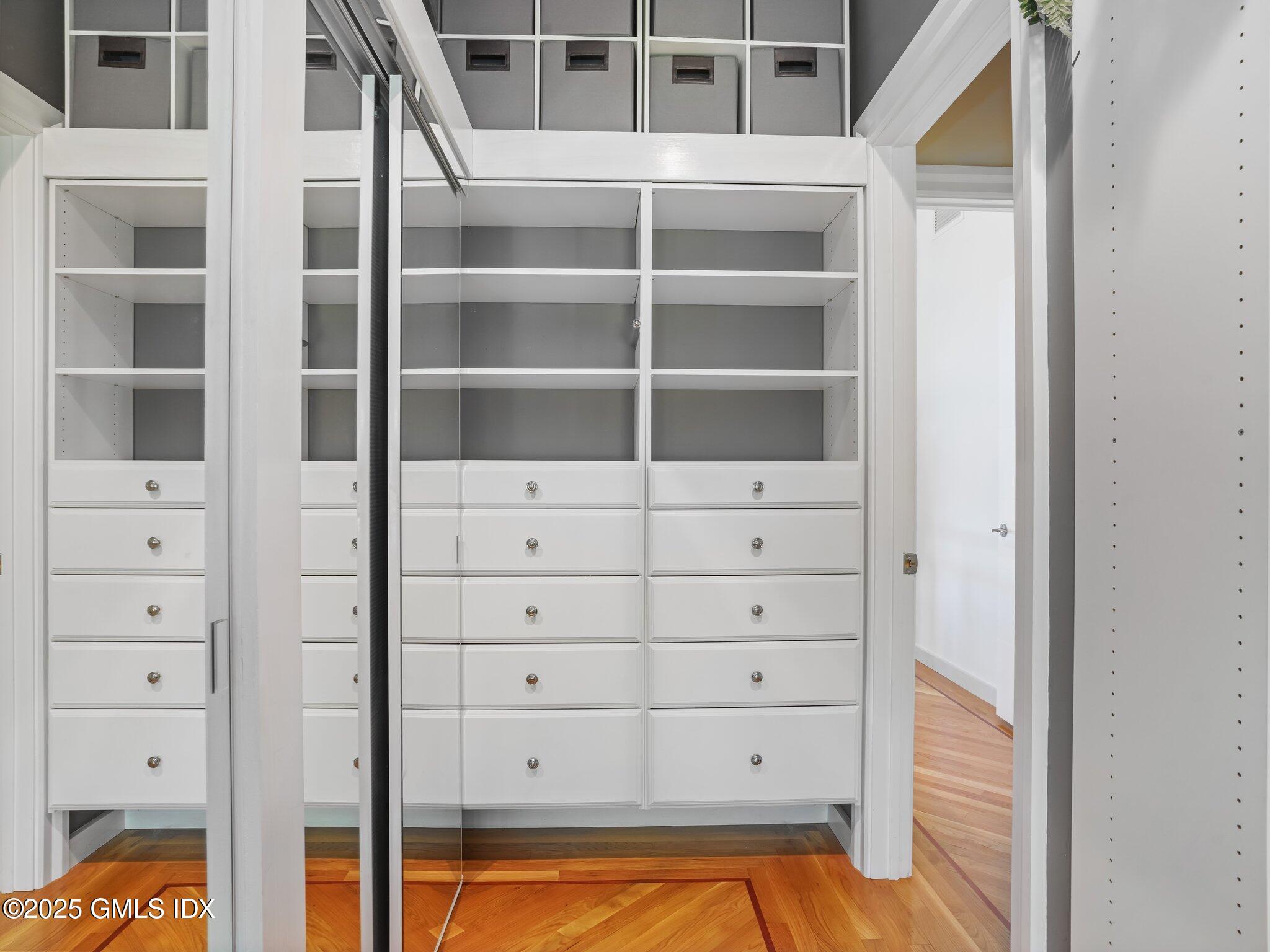 228 Pemberwick Road Greenwich, CT 06831 - Photo 14 of 33 49-web-or-mls-228-pemberwick-rd